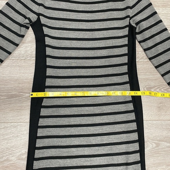 Ann Taylor Sweater Dress Wool Blend 3/4 Length Sleeve Gray Black Striped S - Picture 11 of 16